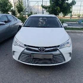 Toyota Camry 2016