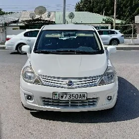 Nissan Versa 2010