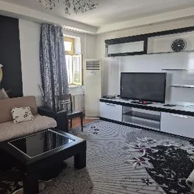 ARENDA KWARTIRA YLHAM ALLEÝA