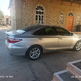 Toyota Camry 2017