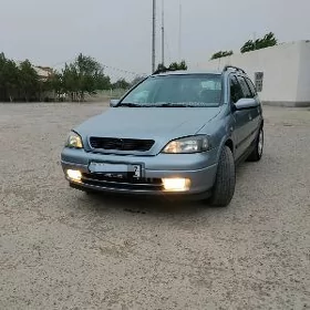 Opel Astra 2005