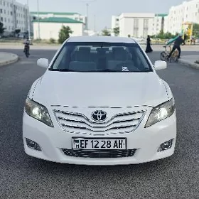 Toyota Camry 2011