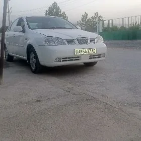 Daewoo Lacetti 2003