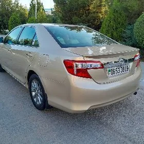 Toyota Camry 2012
