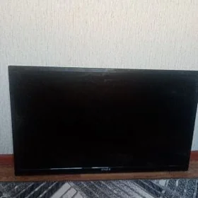 Satlyk televizor STAR-X 42 LED