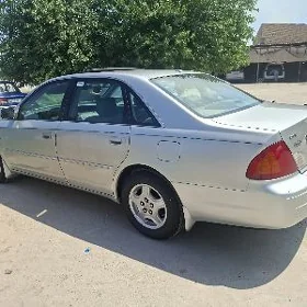 Toyota Avalon 2001
