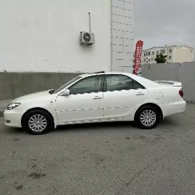 Toyota Camry 2005