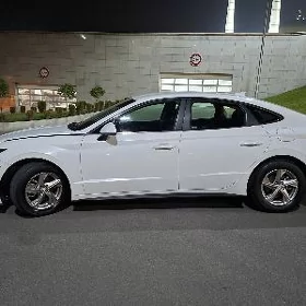 Hyundai Sonata 2021