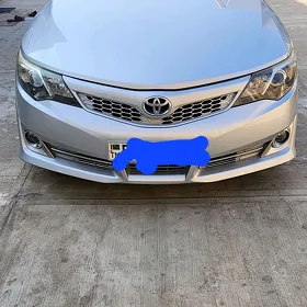 Toyota Camry 2014