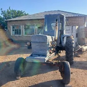 MTZ T-28 1990