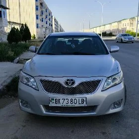 Toyota Camry 2011