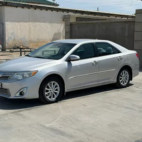 Toyota Camry 2011