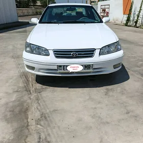 Toyota Camry 2001
