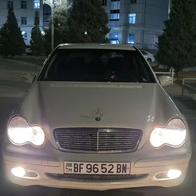 Mercedes-Benz C320 2001