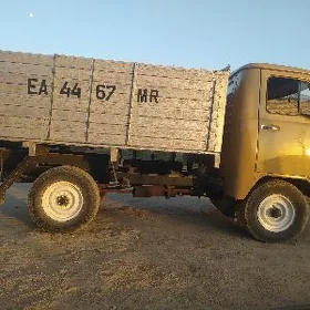 UAZ 452 1990