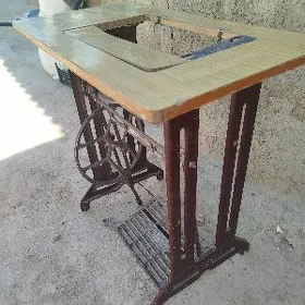 ayak masynyn stoly