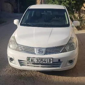 Nissan Versa 2010