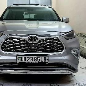 Toyota Highlander 2022