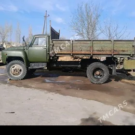 Gaz 53 1990