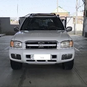 Nissan Pathfinder 2002