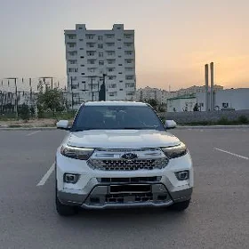 Ford Explorer 2022