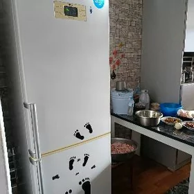 Холодильник LG