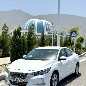 Nissan Sentra 2023