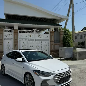 Hyundai Elantra 2018