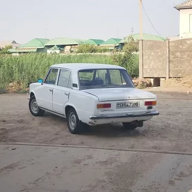 Lada 2104 1983