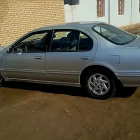 Nissan Cefiro 1995