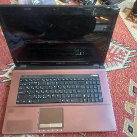 ноутбук ASUS