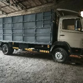 Mercedes-Benz 420-Class 1991