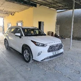 Toyota Highlander 2020