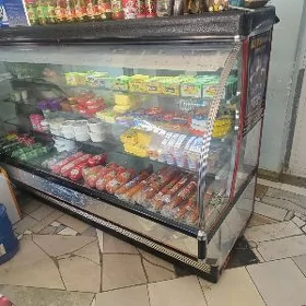 витрине