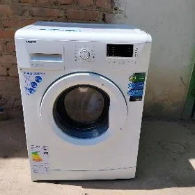 продаю машинку