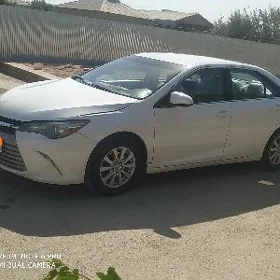 Toyota Camry 2016