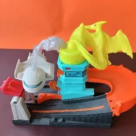 Hot Wheels Атака птеродактиля