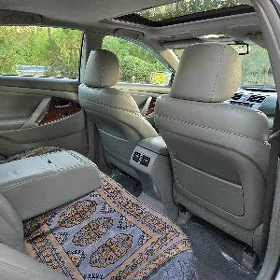 Toyota Camry 2010