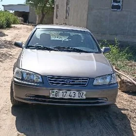 Toyota Camry 1998