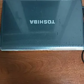 Noutbuk Toshibo