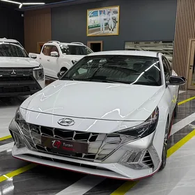 Hyundai Elantra 2022