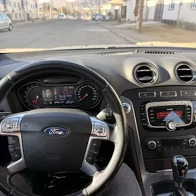 Ford Mondeo 4 2013