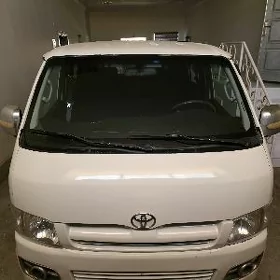 Toyota Hiace 2006
