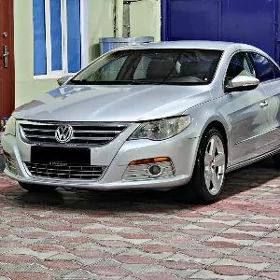 Volkswagen CC 2011