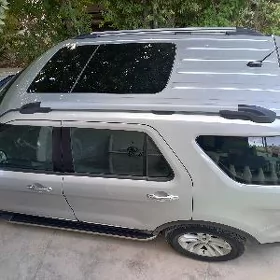 Ford Explorer Sport 2013