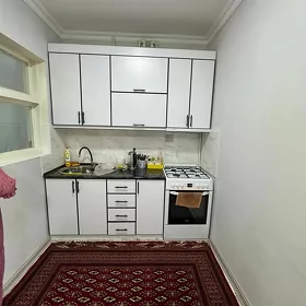 Arenda Gowdan B 2 kom