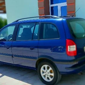Opel Zafira 2003