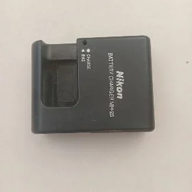 Nikon 7000 zaryatnik