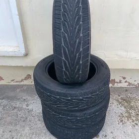 TOYO 235/60 R18 107V