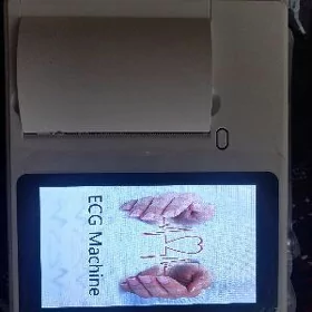 EKG aparat
